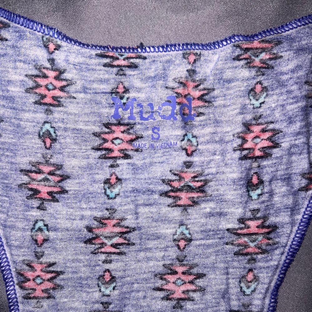 Tank top - Picture 3 of 3